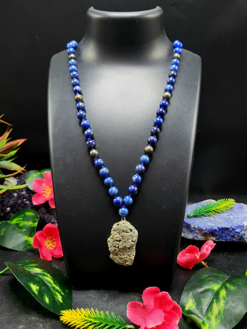 What are the Healing Properties of Lapis Lazuli and Pyrite Mala with Pendant? Wisdom Meets Abundance: The Spiritual Essence of Lapis Lazuli and Pyrite Mala
