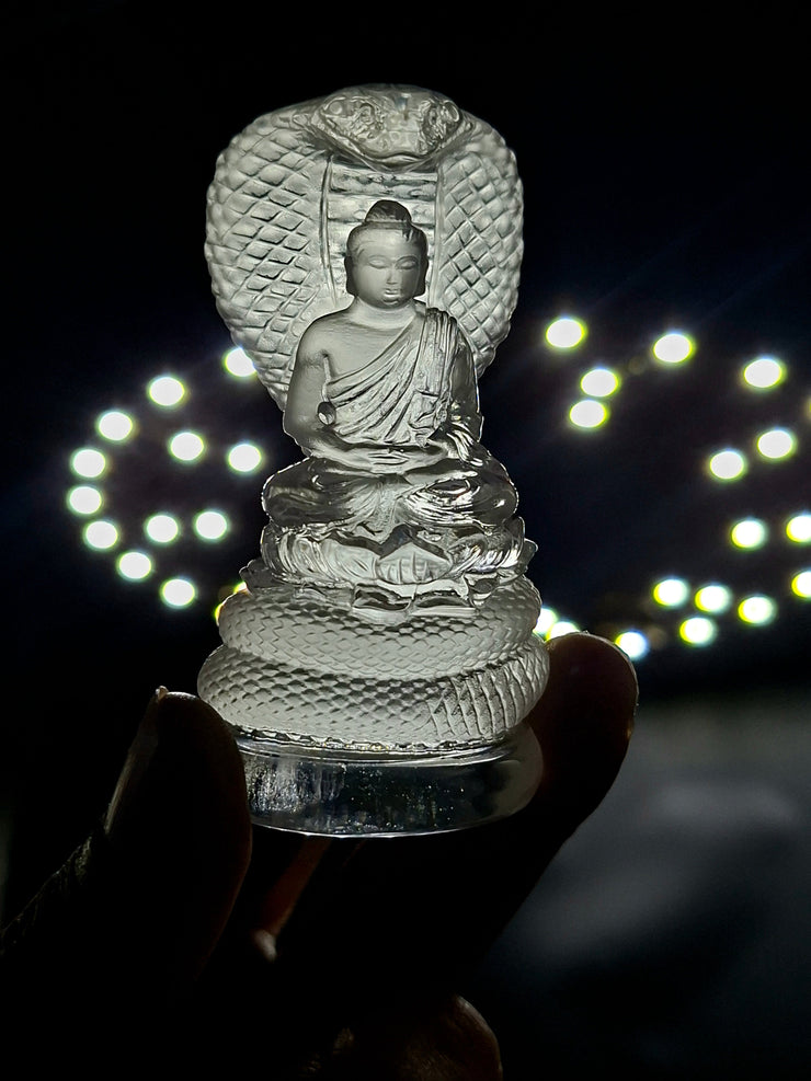 What Are the Best Full Moon Practices for the Corn Moon? A Complete Guide to Meditation, Manifestation, and Crystal Cleansing
