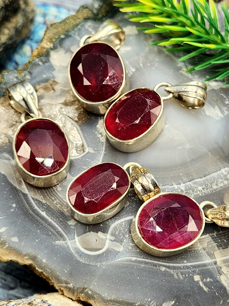 Beautiful Ruby Corundum Faceted Pendant in 925 Sterling Silver: A Powe