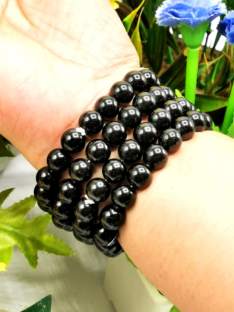 Black Tourmaline: The Powerful Protection Stone You Should Not Wear If You Are Introverted | Benefits, Zodiac Connection & Caution Guide