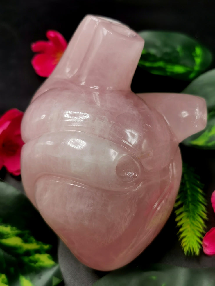 Rose Quartz Anatomical Heart Carvings - A Harmony of Healing and Home Decor