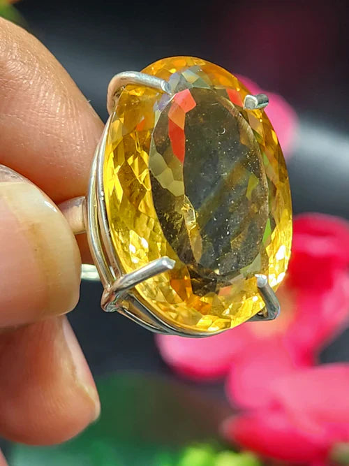 Unlocking Career Success with Citrine: Benefits, Meaning, and Purity Tests | Shwasam Crystals