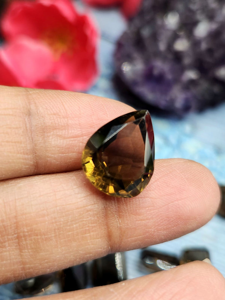 How to Choose the Right Gemstone: A Complete Beginner's Guide to Wearing Gemstones