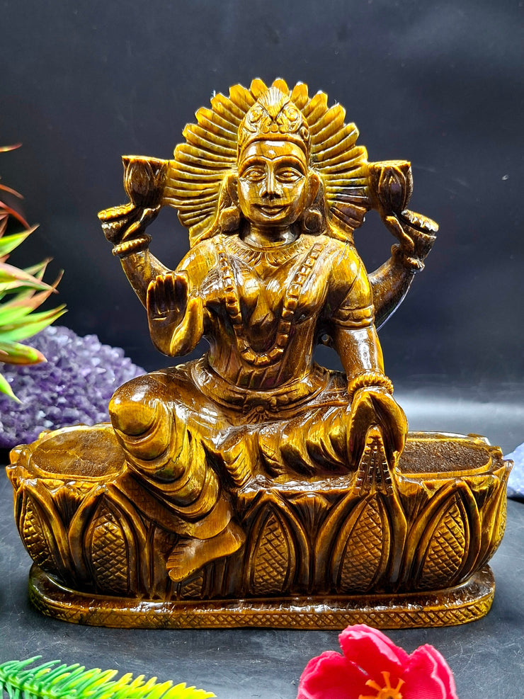 From Confusion to Clarity: How Tiger Eye and Goddess Laxmi Help You Find Purpose & Prosperity | Shwasam Crystals