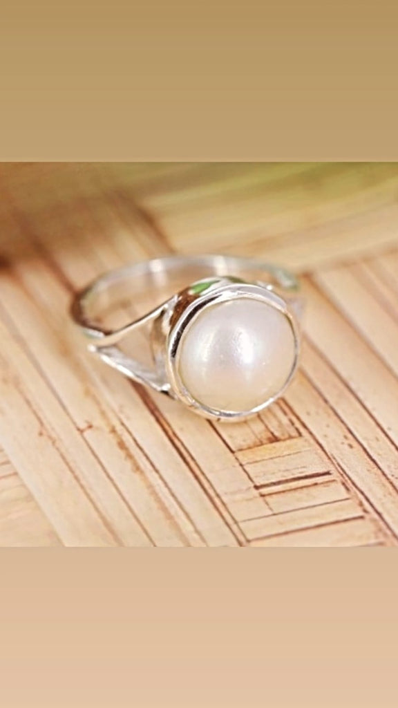 Why the Pearl Isn’t for Everyone: The Astrological Truth Behind the Moon Gem | Shwasam Crystals