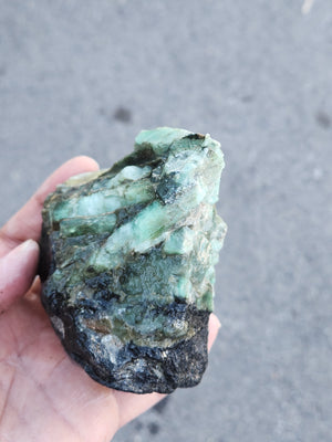 Natural Sakota Emerald Rough Stone: A Perfect Gem for Home and Office Decor | Reiki/Chakra/Healing/Energy