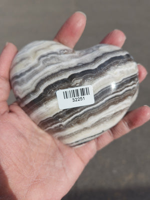Heart Shaped Bowl in Zebra Onyx Stone – A Symbol of Peace, Balance & Elegant Home Decor