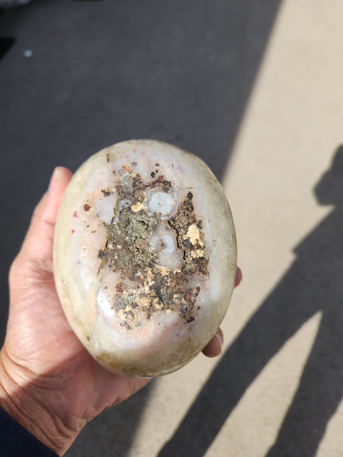 Natural Citrine Egg Cluster: The Perfect Blend of Beauty, Positivity, and Financial Success