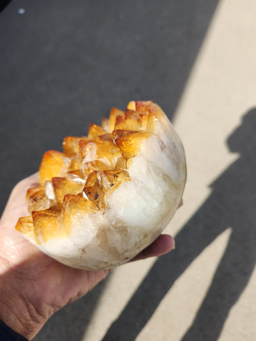 Natural Citrine Egg Cluster: The Perfect Blend of Beauty, Positivity, and Financial Success