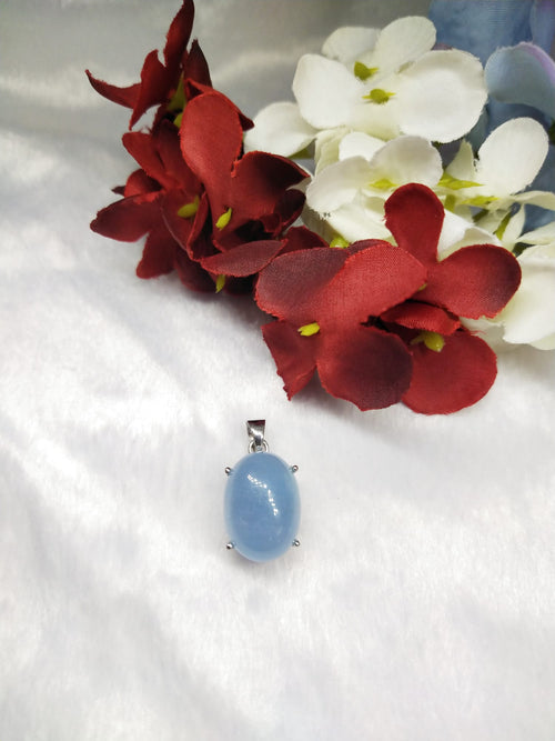 Aquamarine jewelry set of ring, pendant & earring in 925 silver with rhodium plating