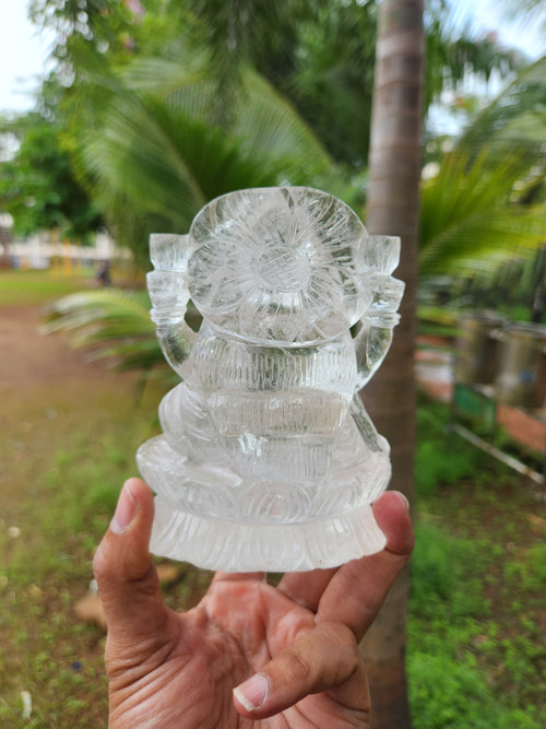 Goddess Laxmi Carving in Clear Quartz – A Divine Symbol of Abundance and Clarity - 4.5 inches and 695 gms (1.53 lb) - Gemstone/crystal carvings for home decor
