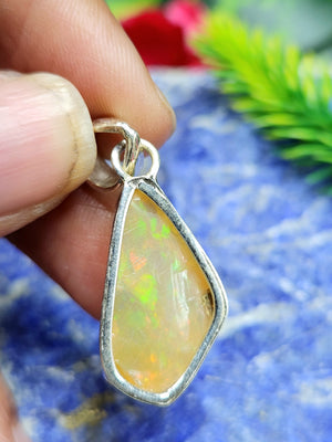 Ethiopian Opal Rough Single Stone Pendant in Silver: A Radiant Gift for Special Occasions