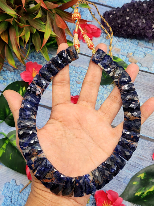 Sodalite Cut Stone Necklace with Sarafa - Dive into the Depths of Sodalite Elegance