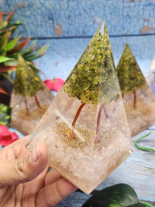 Orgonite Pyramid with natural rose quartz, peridot & zinc crystals | Gemstone healing | Gift a gemstone