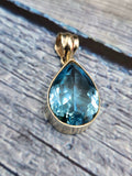 Blue Topaz Pendant - 26 carats