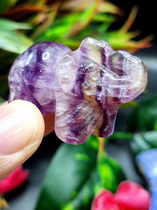 Purple Fluorite Elephant Carving - A Symbol of Tranquility and Spiritual Balance - Animal carving