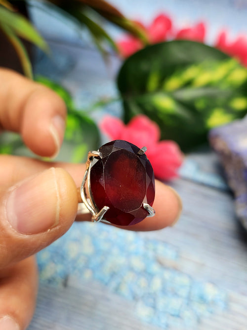 Hessonite Garnet Silver Ring in 925 silver - Gleaming Strength And Symbolizing Resilience on Special Occasions - Finger Ring