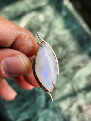 Moonstone Ring in 925 silver - Embracing Lunar Elegance and Harmony - Finger Ring