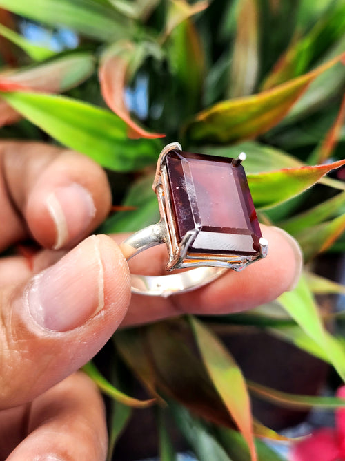 Hessonite Garnet Silver Finger Ring - Embracing Vitality & Symbolizing Resilience on Special Occasions