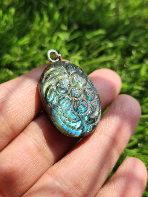 Labradorite Floral Carving Pendant with 925 Silver Loop - A Fusion of Artistry in Gemstone & Serenity in Silver