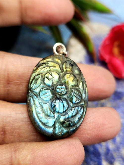 Labradorite Floral Carving Pendant with 925 Silver Loop - A Fusion of Artistry in Gemstone & Serenity in Silver