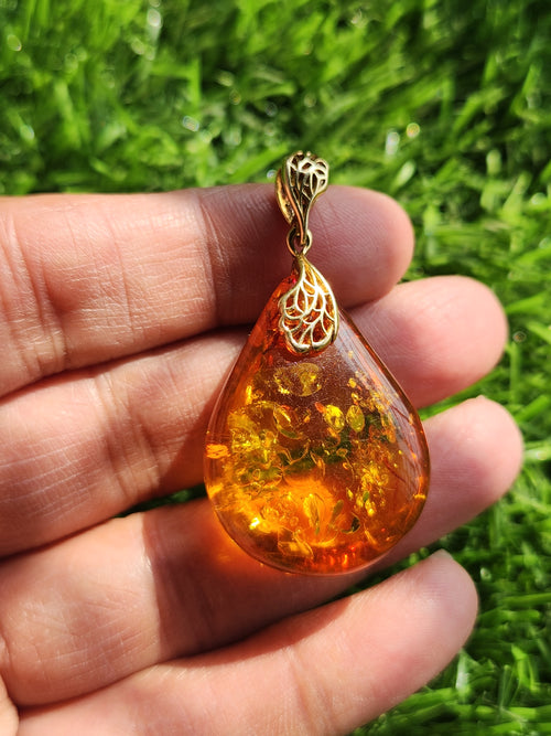 Yellow Amber Pendant in Rhodium-Plated 925 Silver - A Symbol of Vitality and Timeless Elegance