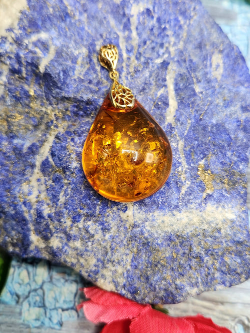 Yellow Amber Pendant in Rhodium-Plated 925 Silver - A Symbol of Vitality and Timeless Elegance