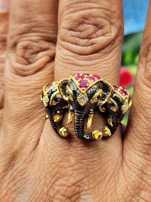 The Majestic Three Headed Elephant Finger Ring Garnet and Blue Sapphi