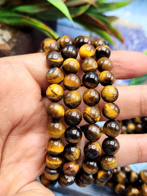 Tiger Eye Bracelet - A Symbol of Strength, Success, and Protection in Crystal Healing | ONE PIECE ONLY