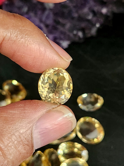 Citrine Faceted Loose Gemstones in Oval Shaped - Radiant Beauty and Energetic Qualities | Lot of 25 units