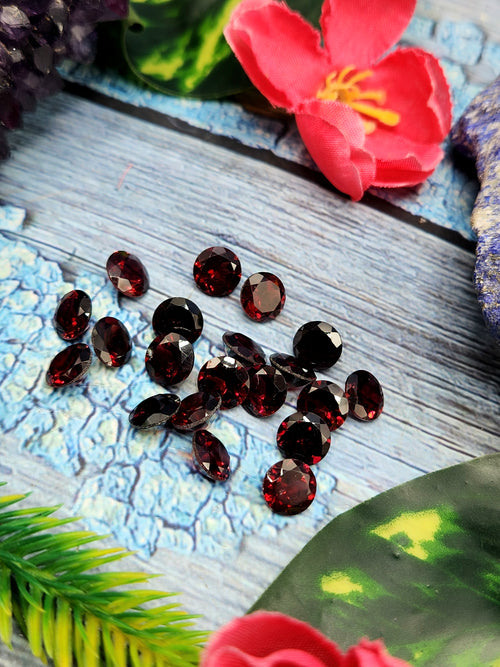 Red Garnet Faceted Loose Gemstones in Round Shaped - Radiant Splendor and Empowering Passion - Lot of 20 units