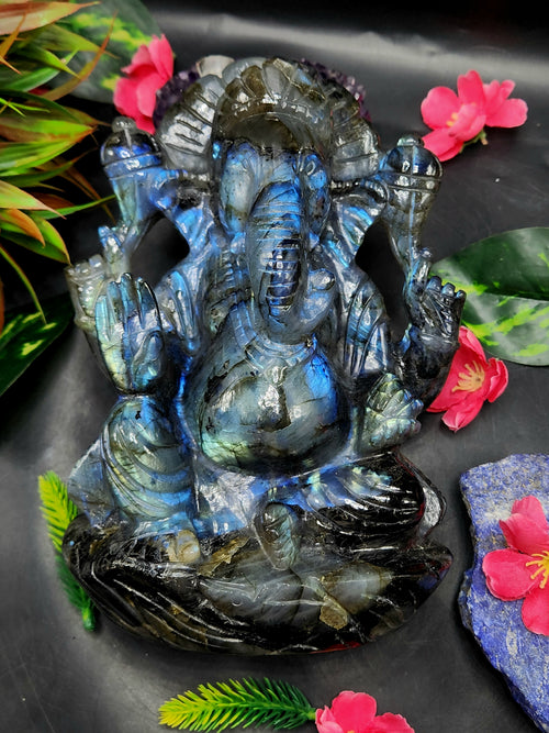 Labradorite Ganesh Carving with Beautiful Flash - A Spectrum of Blessings and Transformation| Ganapati statue | Home Decor | Ganesh Murti | gift a ganesha