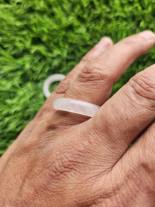 Rose Quartz Finger Ring – Embrace Love, Calm and Connection | ONE PIECE ONLY