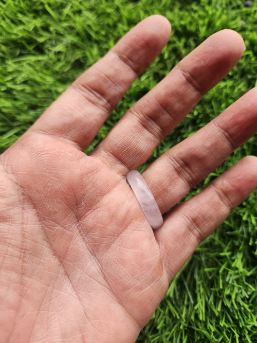 Rose Quartz Finger Ring – Embrace Love, Calm and Connection | ONE PIECE ONLY