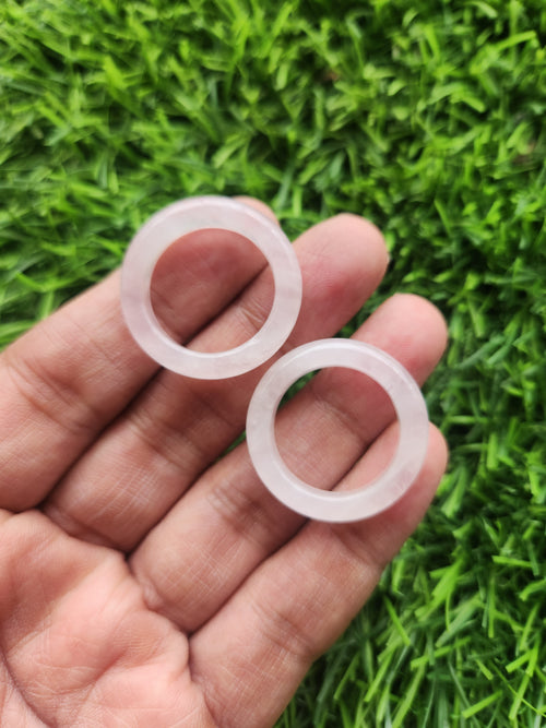Rose Quartz Finger Ring – Embrace Love, Calm and Connection | ONE PIECE ONLY
