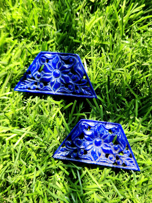 Lapis Lazuli Carved Mughal Floral Design Earring - A Fusion of Artistry and Healing Energies