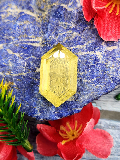 Lemon Quartz Geometric Design Carved Stone for Pendant – Radiant Elegance | Gemstone Pendant | Birthday Gift | Daughter's Day Gift | Mother's Day Gift