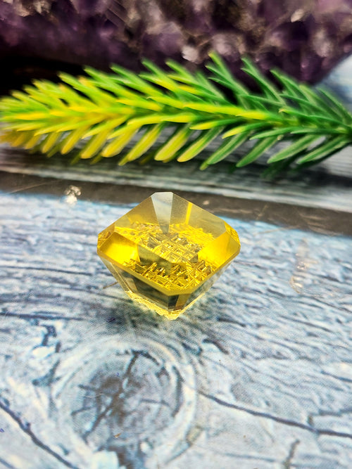 Green Gold Lemon Quartz Geometric Design Pendant - Radiant Elegance | Gemstone Pendant | Birthday Gift | Daughter's Day Gift | Mother's Day Gift