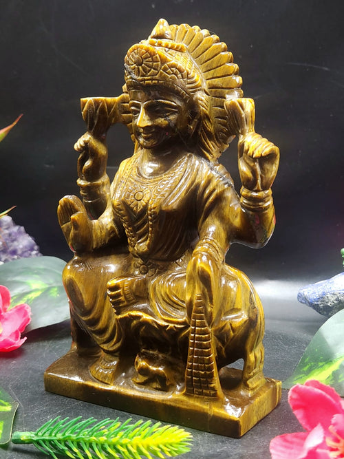 Goddess Laxmi Carving in Tiger Eye Gemstone: Elevate Your Home Space with Prosperity and Divine Blessings | Reiki/Chakra/Healing/Energy