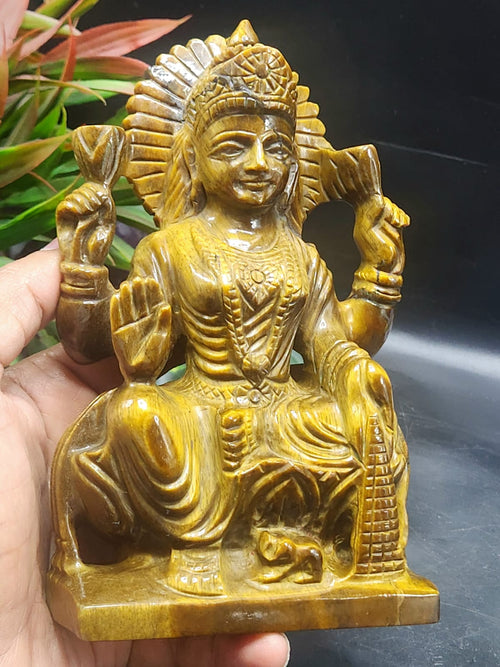 Goddess Laxmi Carving in Tiger Eye Gemstone: Elevate Your Home Space with Prosperity and Divine Blessings | Reiki/Chakra/Healing/Energy