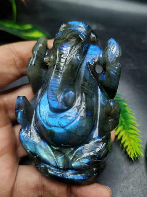 Lord Ganesh Statue in Natural Labradorite Stone – A Divine Symbol of Transformation, Wisdom and Spiritual Light | Reiki/Chakra/Healing/Energy | Home Decor