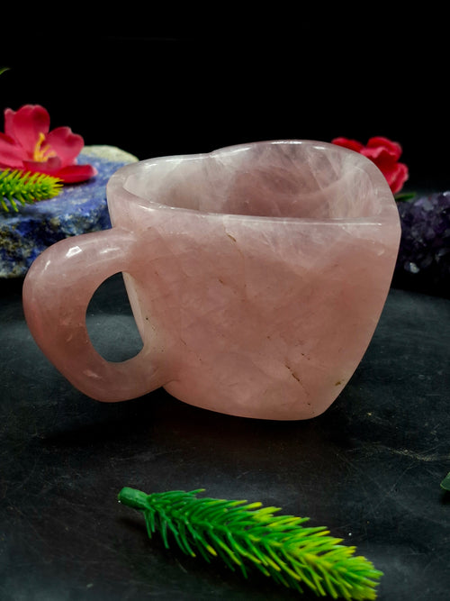 Rose Quartz Heart-Shaped Cup: Symbol of Love, Serenity, and Elegant Home Décor