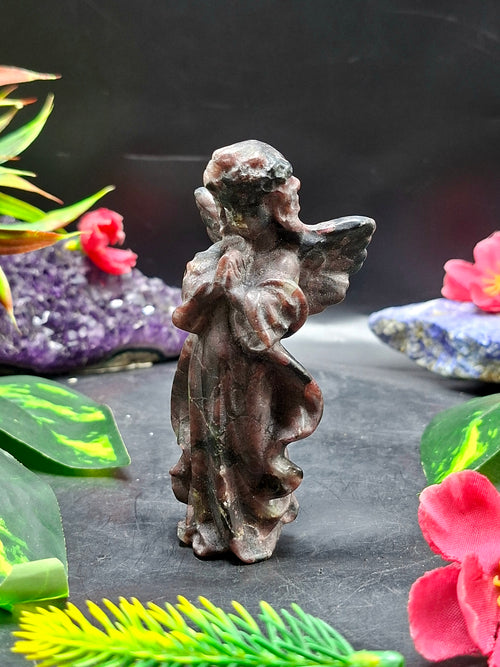 Garnet Winged Angel Carving – A Symbol of Strength, Prayer, and Divine Love | Weight 141 gm
