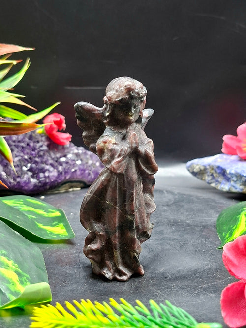 Garnet Winged Angel Carving – A Symbol of Strength, Prayer, and Divine Love | Weight 141 gm