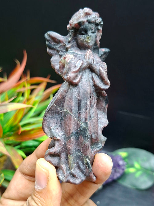 Garnet Winged Angel Carving – A Symbol of Strength, Prayer, and Divine Love | Weight 141 gm