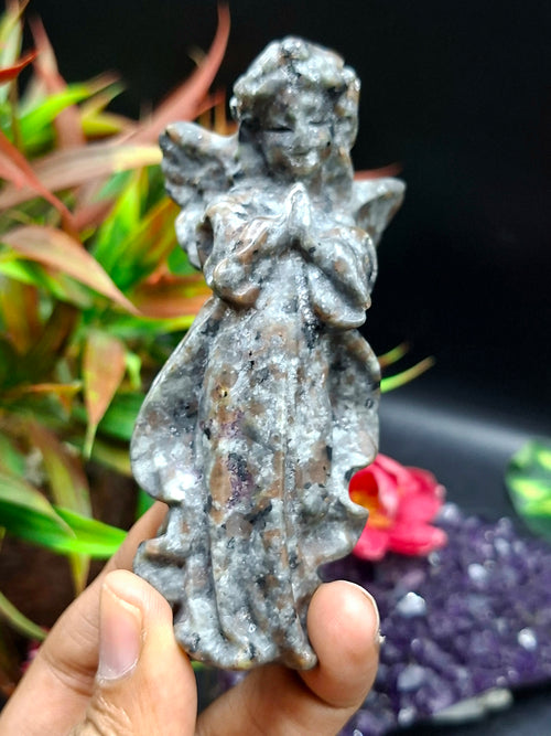 Yooperlite Winged Angel Carving – Hand-Carved Angel with Folded Hands for Prayer, Positive Energy, Home & Office Décor, 110 gms, 4 Inches