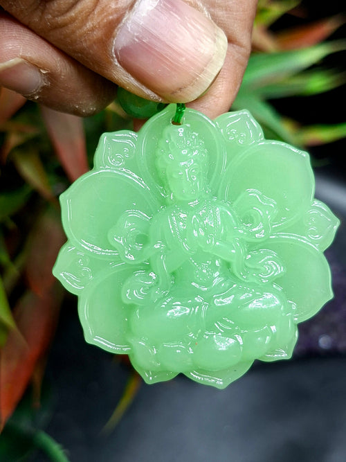 Green Aventurine 8 mm Beaded Mala with Exquisite Hand-Carved Guan Yin Bodhisattva Jade Pendant for Daily Wear, Elegant Style, Mental Peace, Healing Energy, and Meaningful Gifting | Gemstone Mala | Birthday Gift | ONE PIECE ONLY