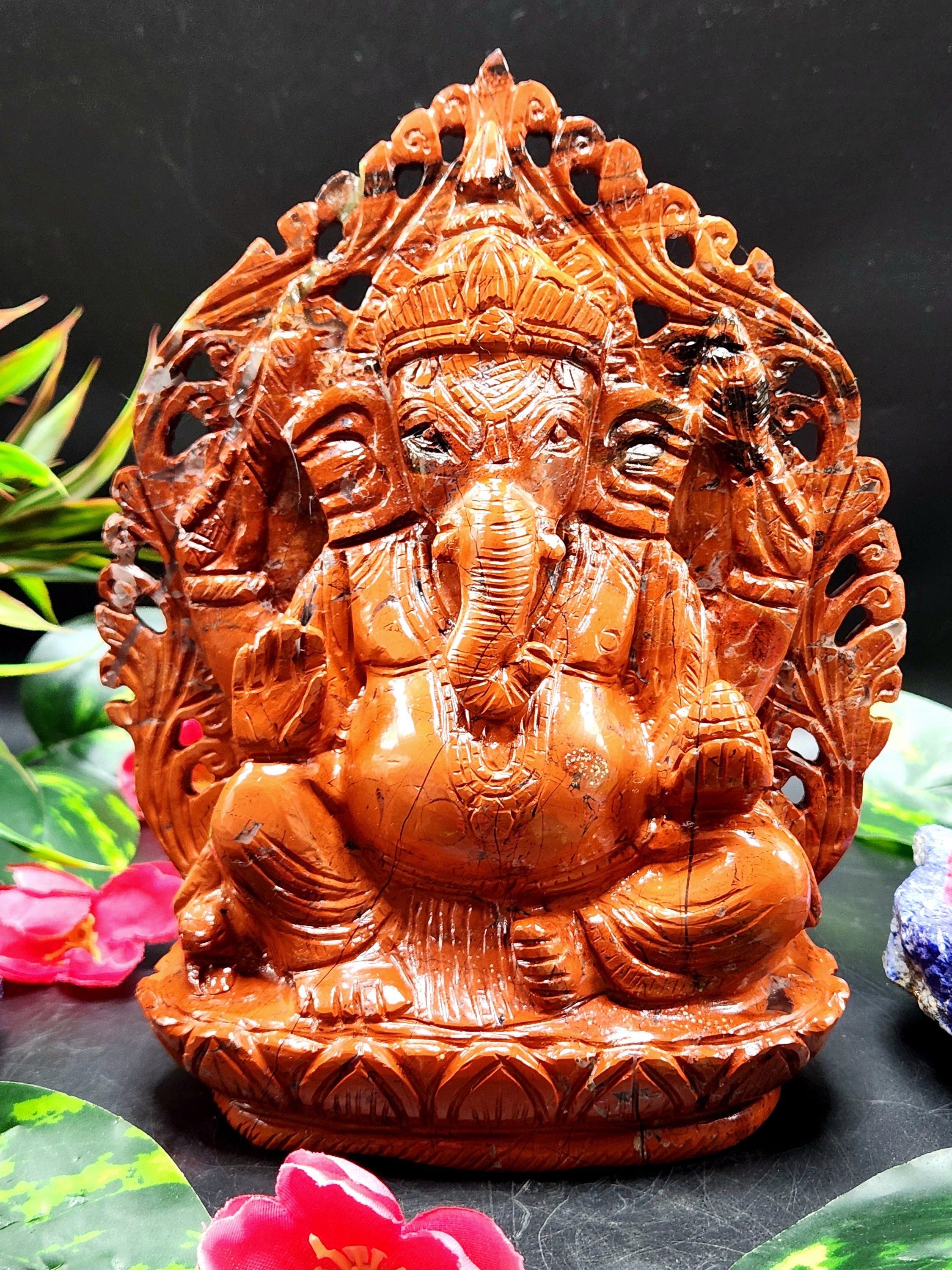 Red Jasper Hand carved statyue of Ganesh - Lord Ganesha Idol | Sculpture in Crystals/Gemstones - Reiki/Chakra/Healing - 7.5 inches and 1.76 kgs