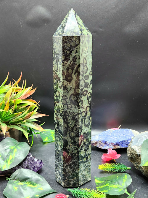 Large 6-face Kambaba Jasper point/wand/tower -handmade carvings - energy/chakra/reiki - 12 in (30 cms) height and 2.29 kg (5.04 lb)