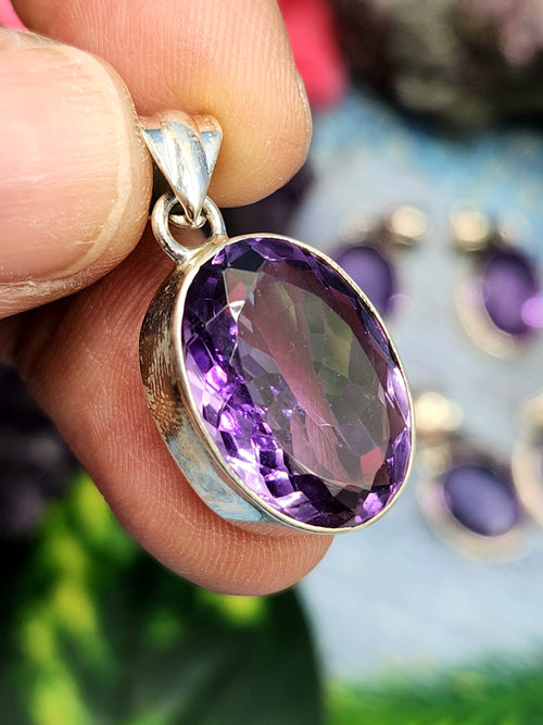 Beautiful Amethyst pendant in 925 sterling silver - gemstone/crystal jewelry |Mother's Day/engagement/wedding/anniversary/birthday gift